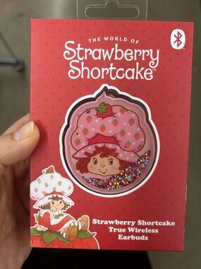NWT Strawberry Shortcake Glitter True Wireless Earbuds
